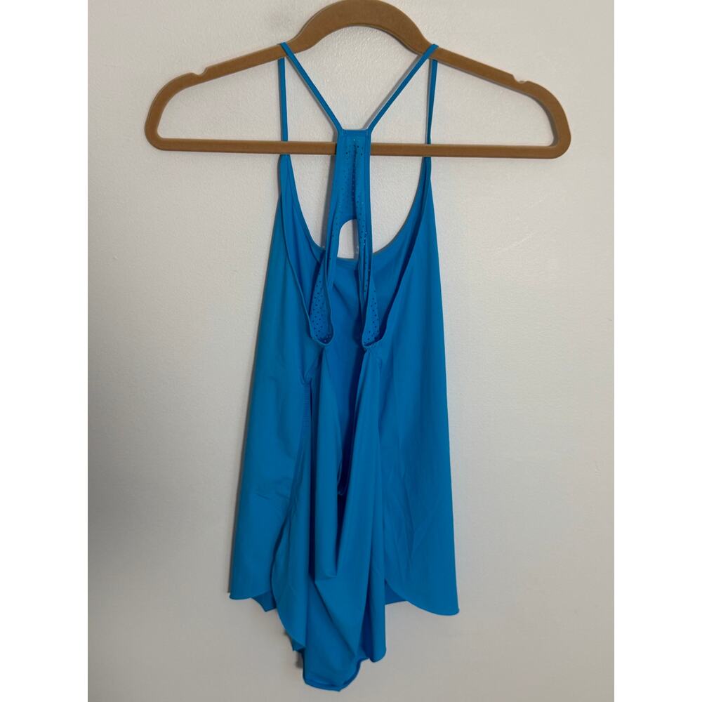 Lululemon Razor Back tanks size 4 - Picture 5 of 7